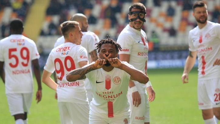 Fredy: Kulübün tarihine geçtim