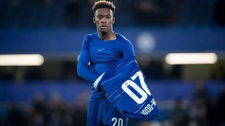 Chelsea'nin yıldızı Hudson-Odoi corona virüsü tespit edildi