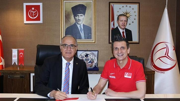 Giovanni Guidetti 4 yıl daha A Milli Kadın Voleybol Takımı'nın başında...