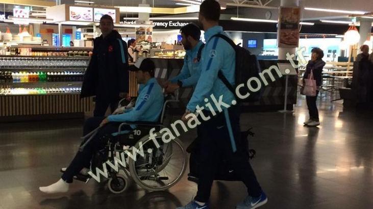 Ozan Tufan tekerlekli sandalyede!