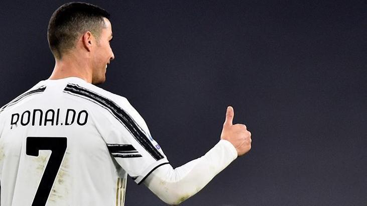 Cristiano Ronaldo yine tarihe geçti
