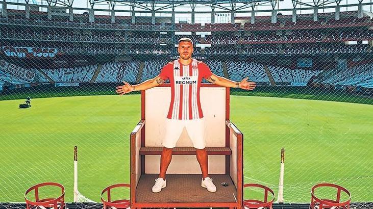 Podolski'den flaş Mesut Özil açıklaması