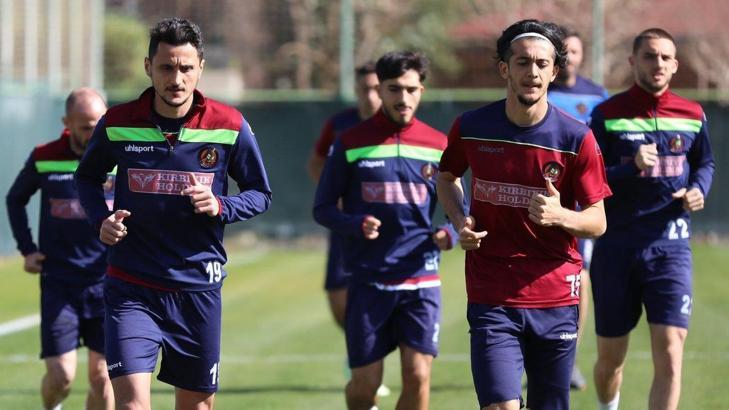 Alanyaspor sahasında Göztepe'yi konuk edecek