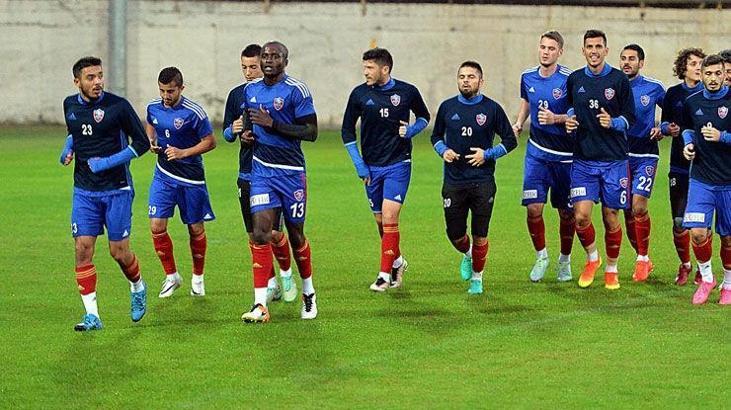 Karabükspor'da Adanaspor maçı hazırlıkları başladı
