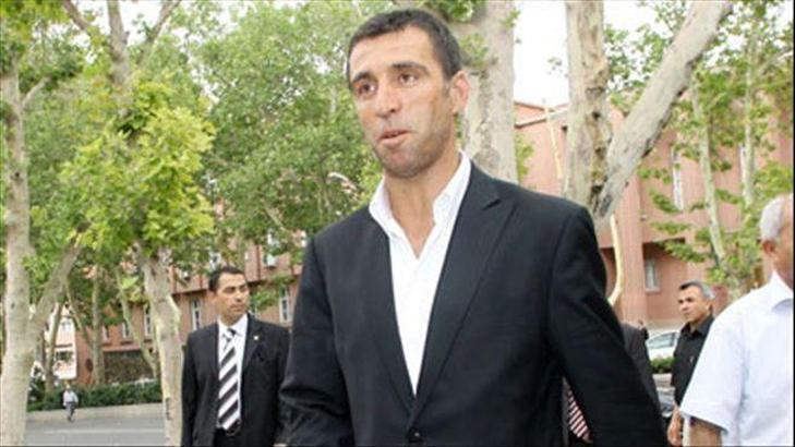 Üç kişiden şikâyetçi!