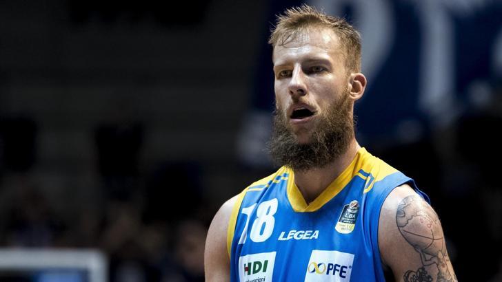 Olimpia Milano, Jakub Wojciechowski'yi kadrosuna kattı