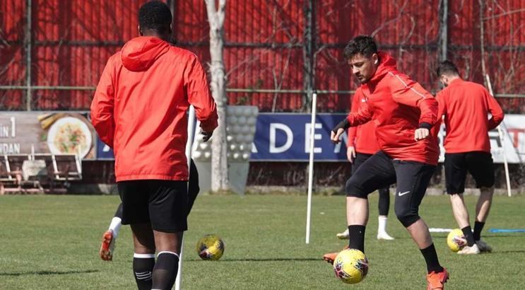 Gençlerbirliği'nde Denizlispor maçı hazırlıkları sürüyor