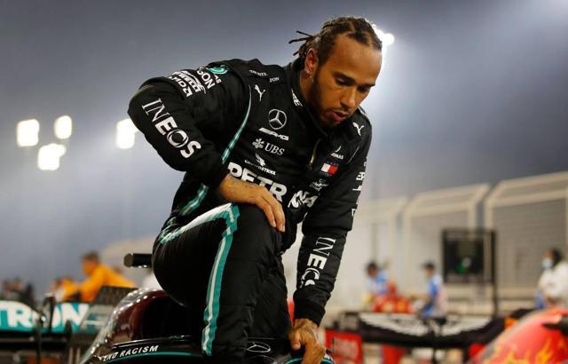 Mercedes, Lewis Hamilton'la sözleşme yeniledi