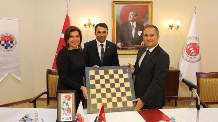 Satrançla hayatları değişecek
