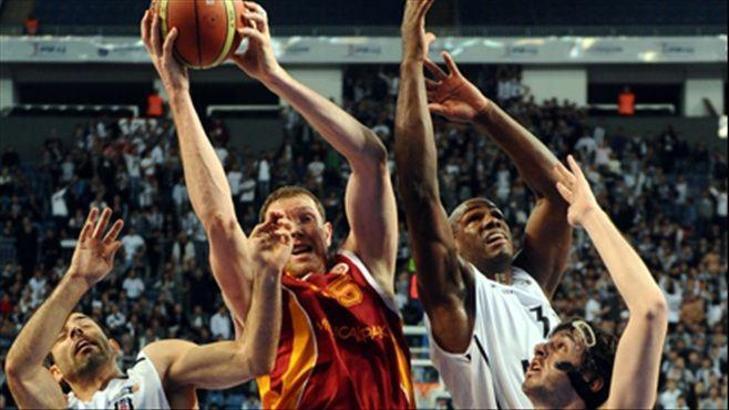 Kartal farkı! 73-65