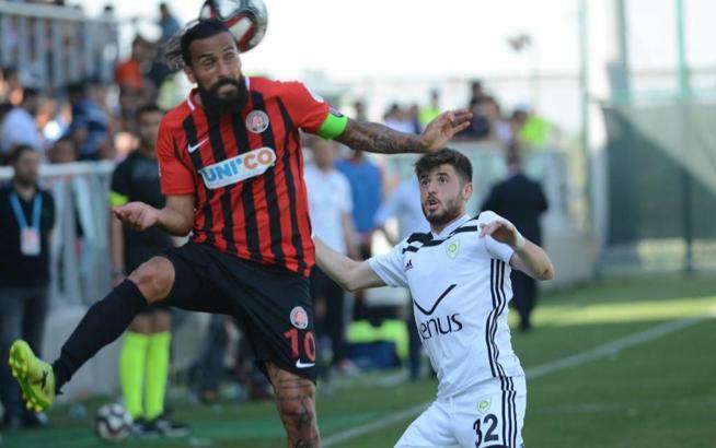 Manisa Büyükşehir Belediyespor - Fatih Karagümrük maç sonucu: 1-0