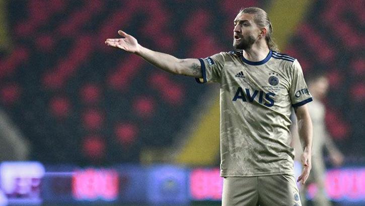 Caner Erkin'den maç sonu flaş paylaşım