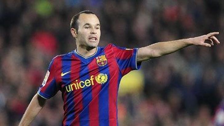 Iniesta, Puyol'u yakaladı