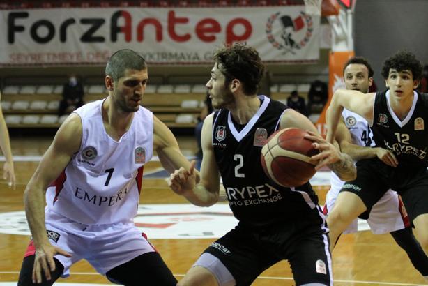 Empera Halı Gaziantep Basketbol - Beşiktaş Icrypex maç sonucu 77-84