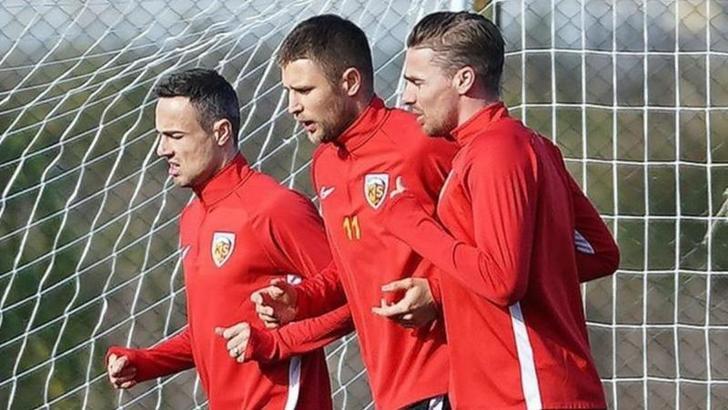 Kayserispor'da Zoran Kvrzic ve Ben Rienstra takımla çalıştı