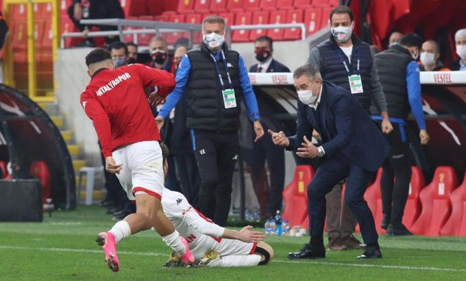 Artık ‘defansif' Ersun Yanal!