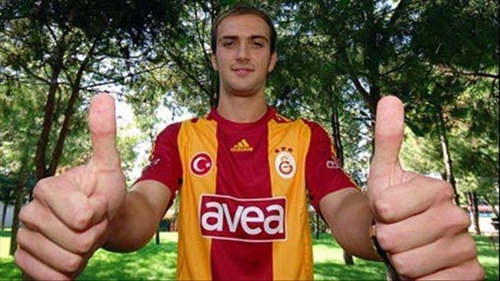 Serkan'a yol göründü