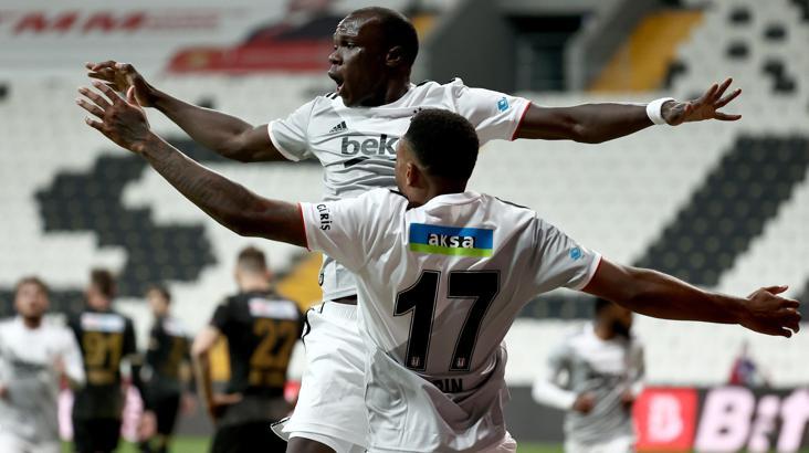 Beşiktaş'ta Cyle Larin 5, Vincent Aboubakar 3 hafta sonra golle tanıştı