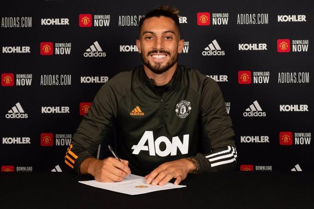 Son dakika haberi: Galatasaray'a Alex Telles müjdesi! Resmen Manchester United'da