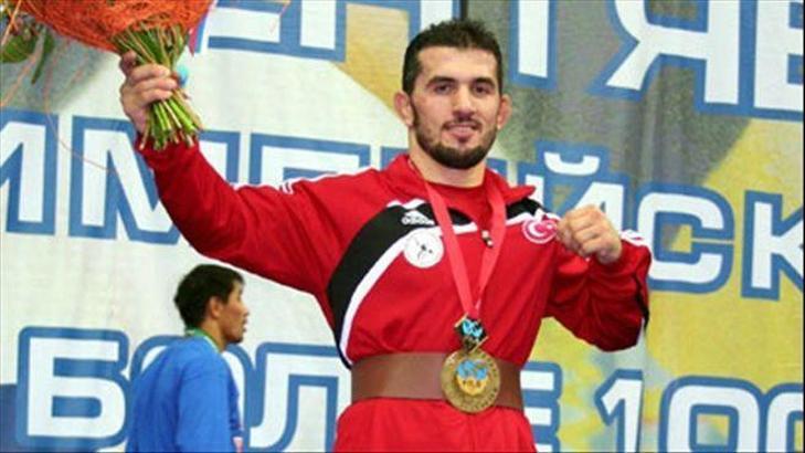 Selçuk'un hedefi altın madalya