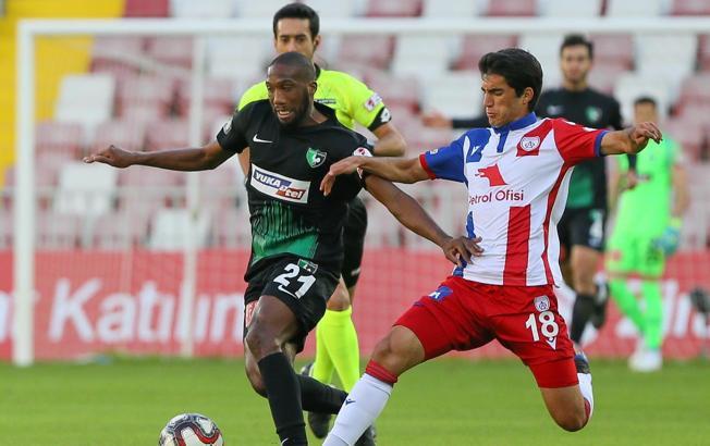 Denizlispor'da Zakarya Bergdich gelişmesi
