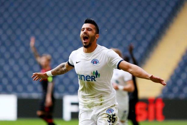 Son dakika | Galatasaray gelecek sezonun ilk transferini yaptı!