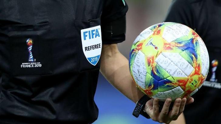 Futbolda hakem atışı nedir? Hakem atışı neden ve nereden yapılır?