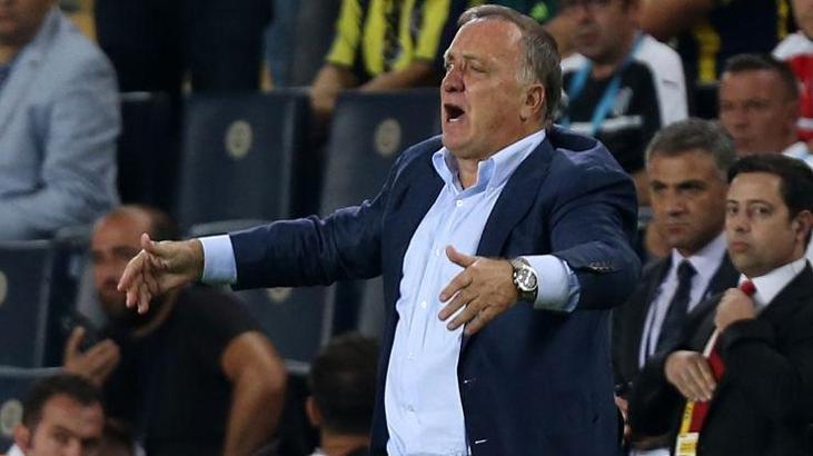 Dick Advocaat: 2 oyuncumuz uyuyordu