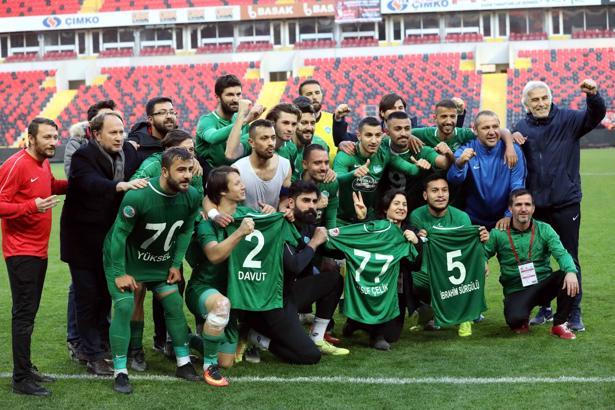Kırklarelispor'un kupada tur atlaması kentte sevinç yaşattı