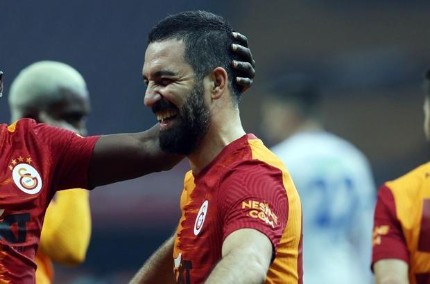 Galatasaray haberi: Arda Turan geri sayımda! Sözleşme için son 5 maç