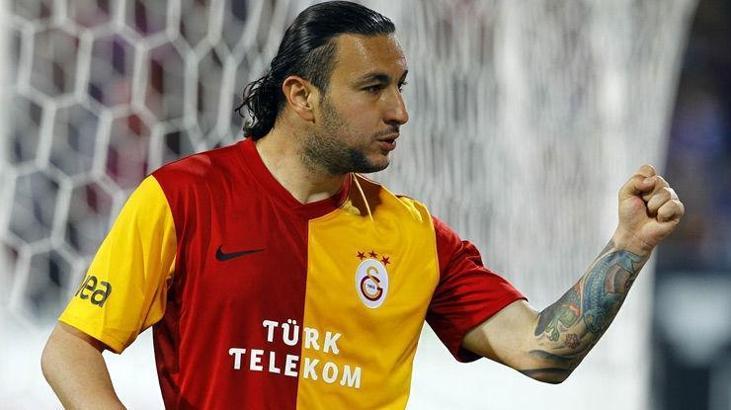 Necati Ateş futbolu bıraktı