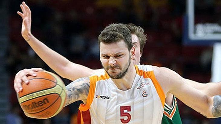 Galatasaray Odebank'ta Vladimir Micov ameliyat olacak