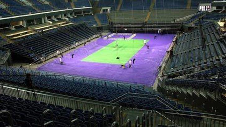 Sinan Erdem'e tenis makyajı