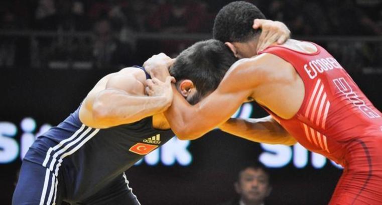 Son dakika | Güreşte Dünya Olimpiyat Elemeleri de ertelendi