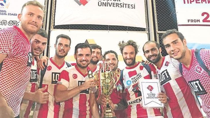 Yeni trend plaj futbolu