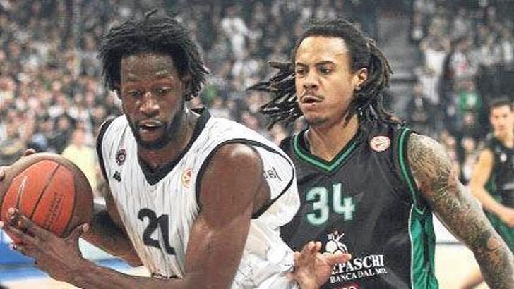 James Gist takıma alıştı