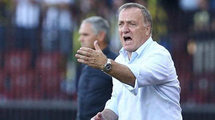 Dick Advocaat: Bu takım 1.5 sene ne yapmış!