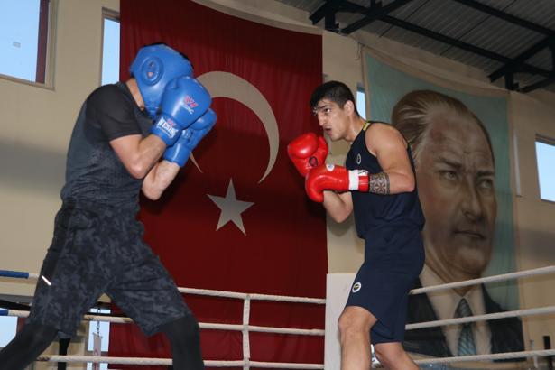 Volkan Sarı: Olimpiyat tarihinde alınamayan altınları getirmek istiyoruz