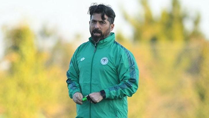 İlhan Palut: Guardiola'nın sistemini uygulamaya çalışıyorum
