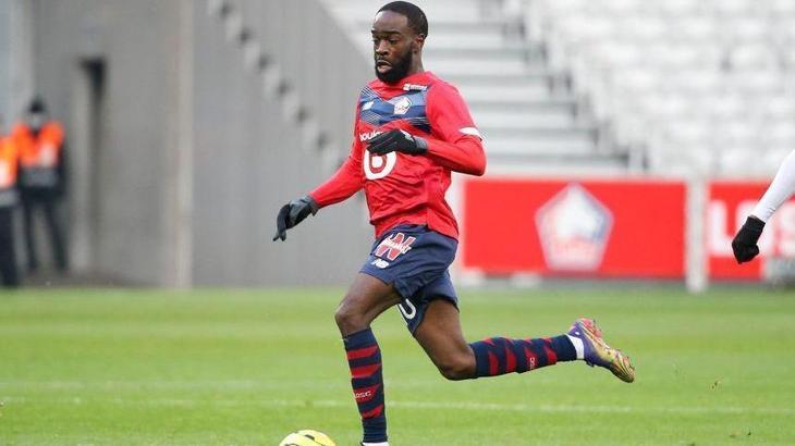Inter ve Milan, Jonathan Ikone'nin peşinde