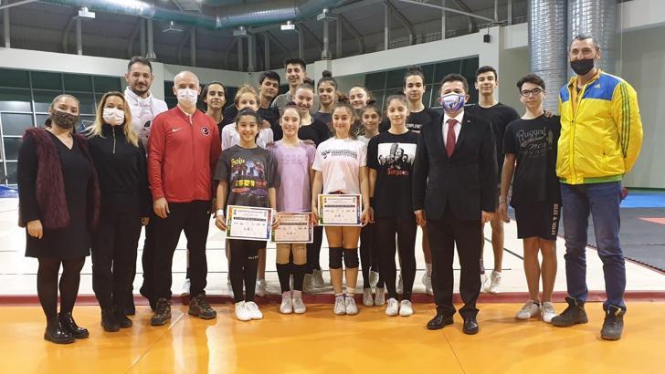 Suat Çelen, İzmir ve Manisa'da sporcularla buluştu