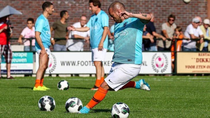 Bu ne hâl Wesley Sneijder!?