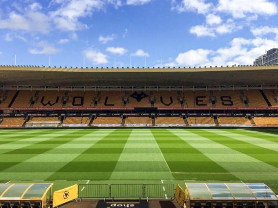Wolverhampton Stadı'nın adı ne? Wolverhampton Stadı nerede, kapasitesi ne kadar? Wolverhampton Stadı kaç kişilik?