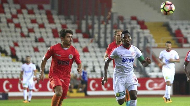 Beşiktaş'ta sıra Eto'o transferine geldi
