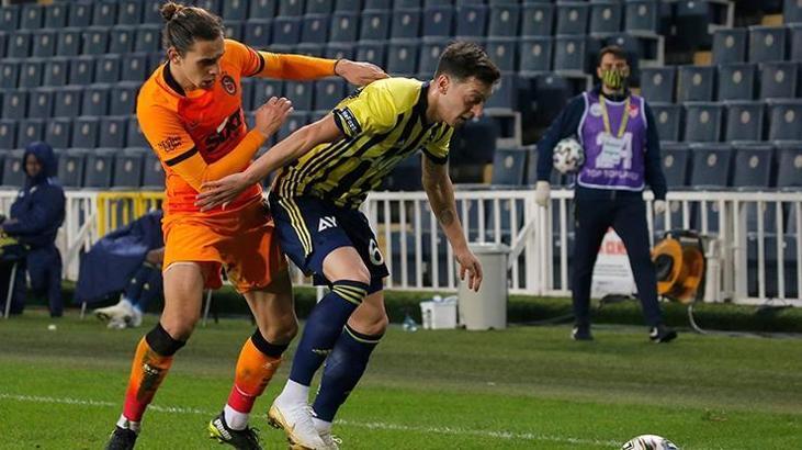 Galatasaray'da Taylan Antalyalı 11'e geri dönüyor
