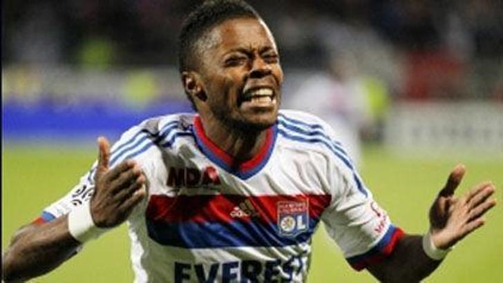Bir tekme de Lyon'dan: 2-0