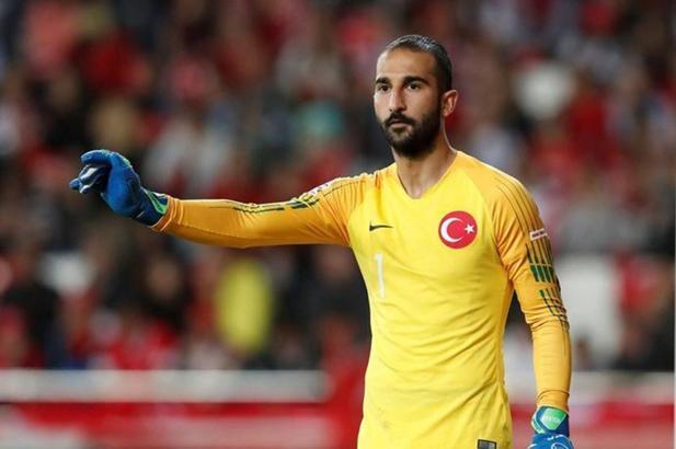 Volkan Babacan kimdir, nereli, kaç yaşında? Volkan Babacan hangi takımlarda oynadı? Volkan Babacan'ın maaşı ne kadar?