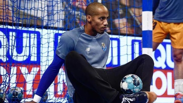 Porto'lu oyuncu idmanda kalp krizi geçirdi