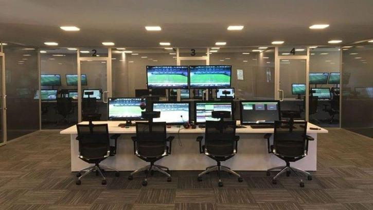 UEFA elit hakemlerin VAR eğitimleri Riva'da yapılacak