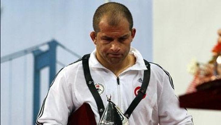 Gümüş Adam Serhat Balcı